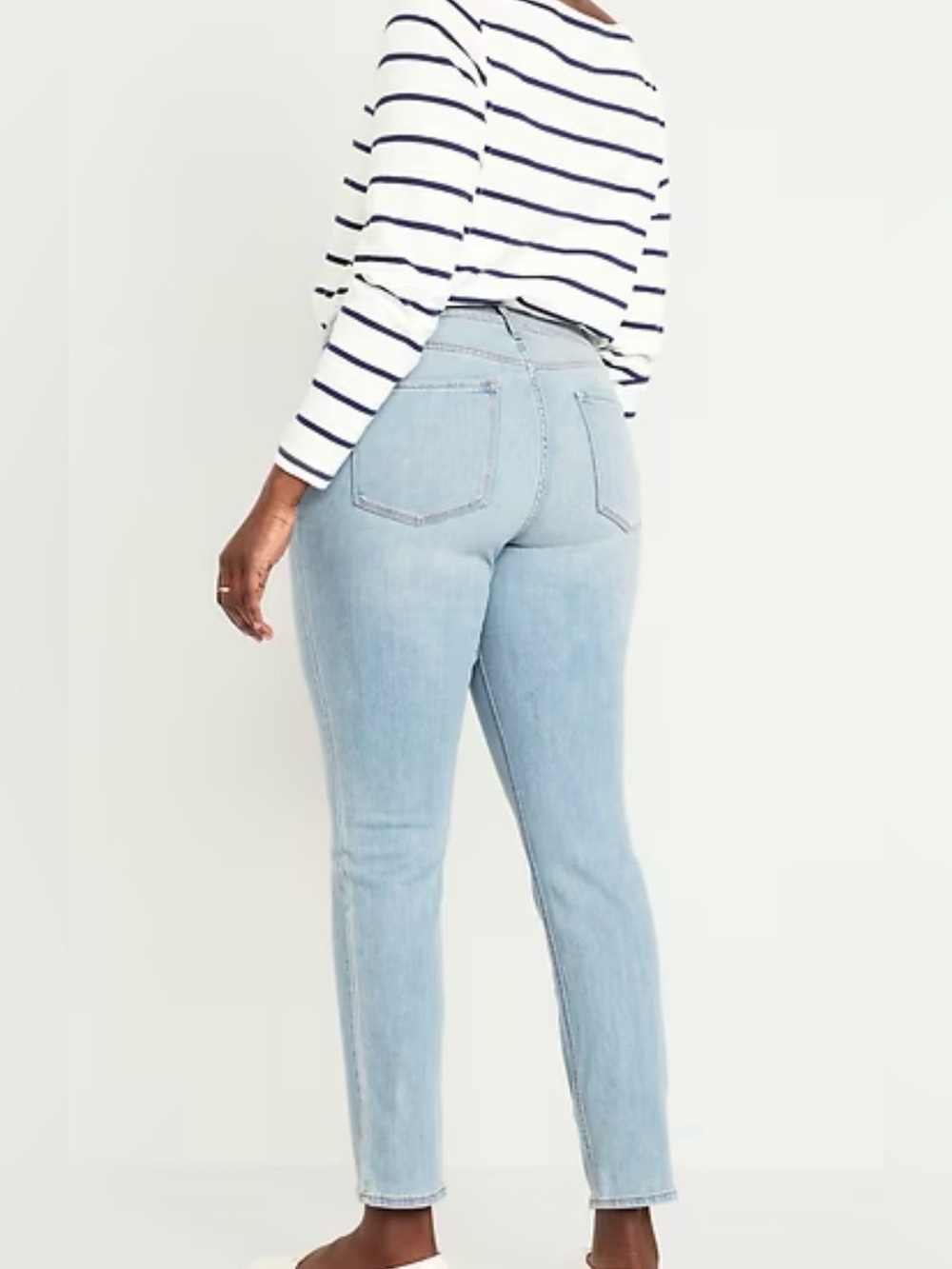 Old Navy high-rise Wow Straight jeans, size 18 light wash